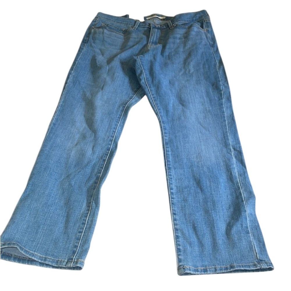 Levis Classic Straight Jeans
